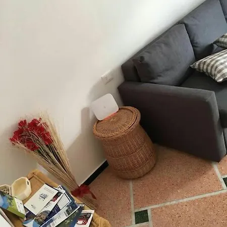 Al Porto Di Santa Apartment