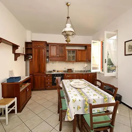 Apartment Al Porto Di Santa