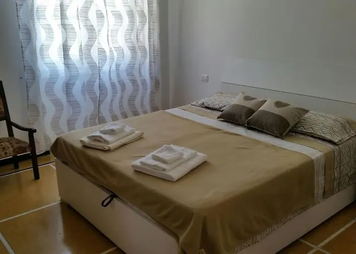 Al Porto Di Santa Διαμέρισμα *